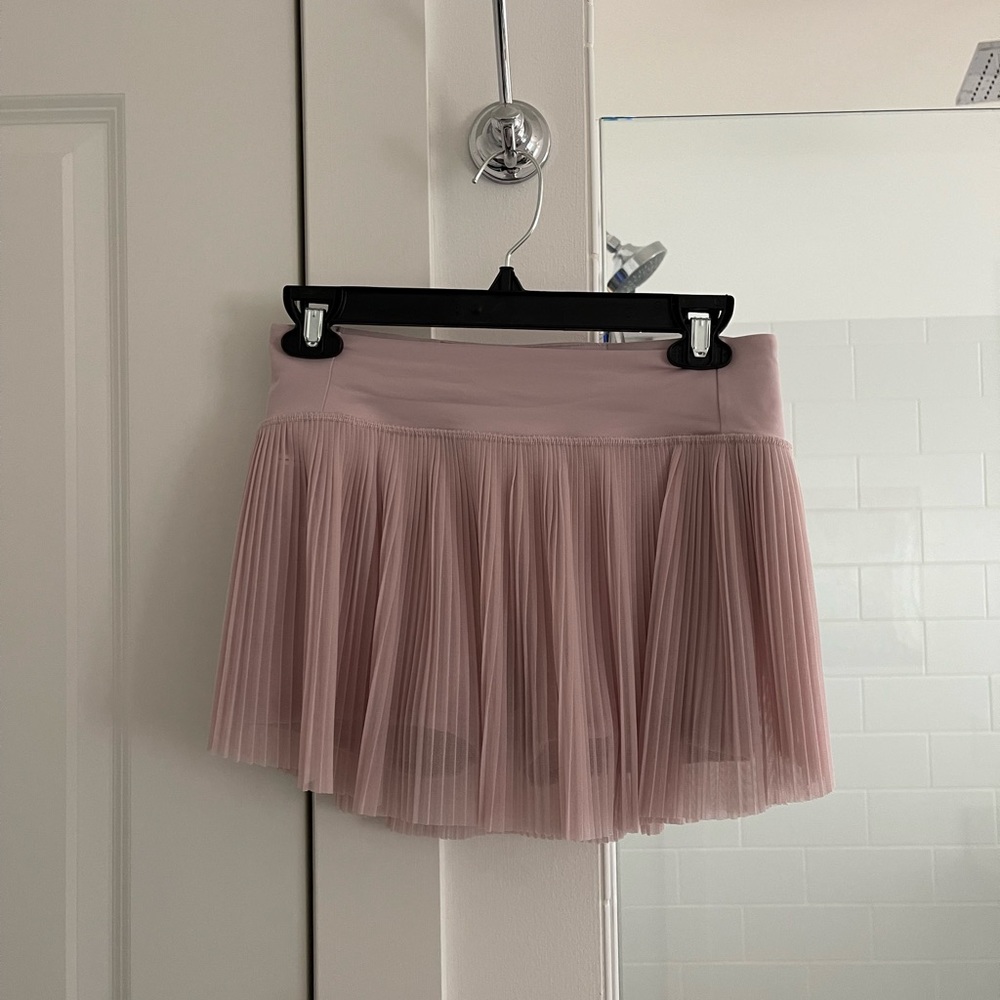 Lululemon just pleat it skirt porcelain pink